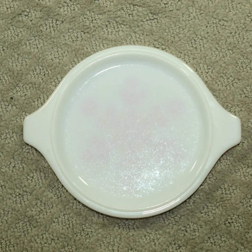 Pyrex Vintage Friendship 471 / 472 / 473 Casserole w 2 White Patterned Lids
